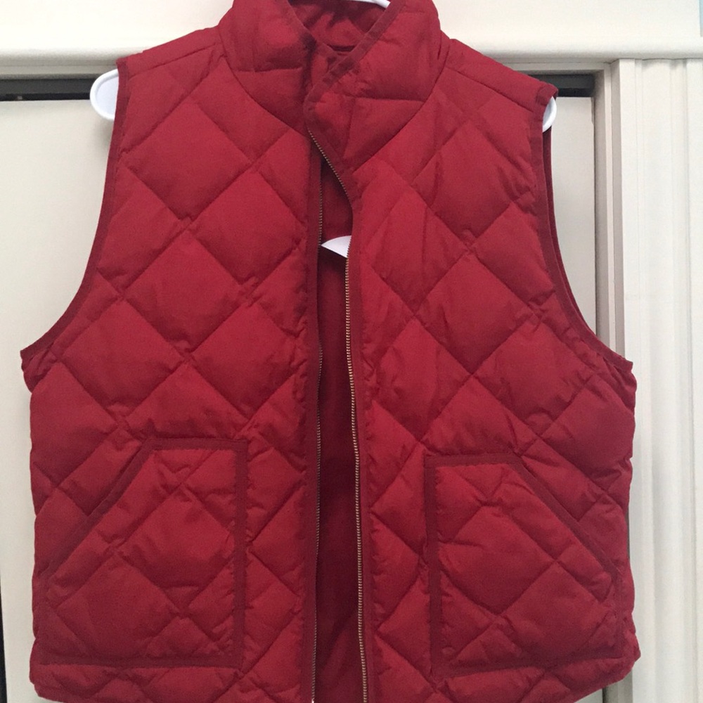 NEW WITH TAGS Jcrew red vest!!